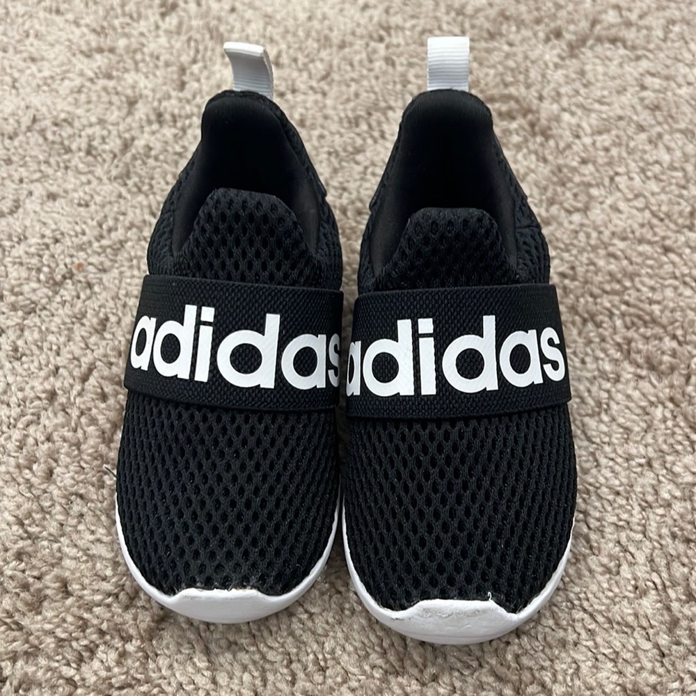 adidas Unisex-Child Lite Racer Adapt 4.1 Running Shoes (like new)